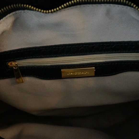 NWT Crizzapi Bolsas soft black leather handbag/tote/crossbody - Picture 11 of 12